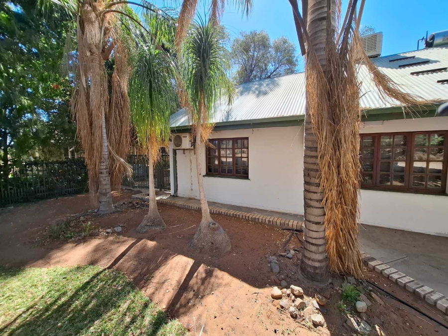 3 Bedroom Property for Sale in Keimoes Northern Cape